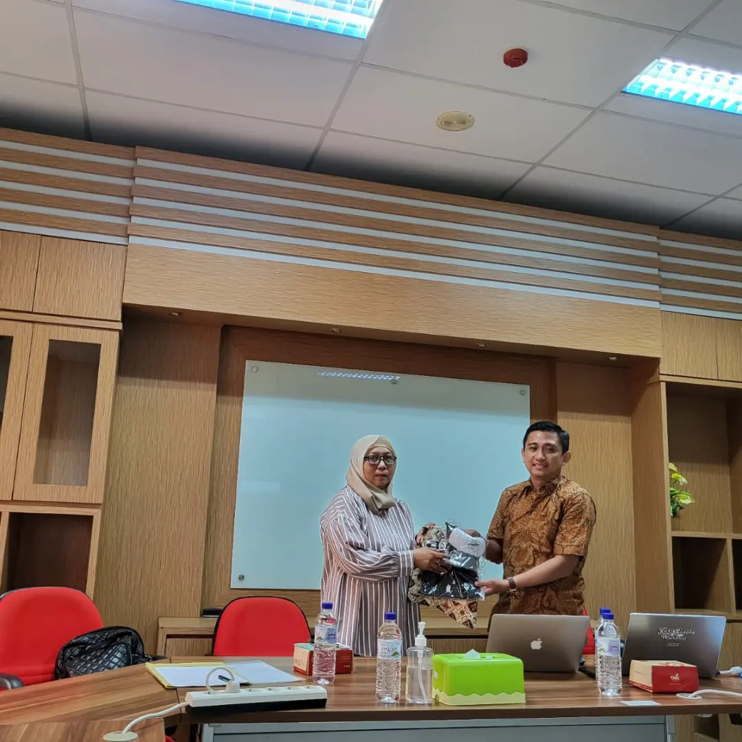 FISIP UBHARA Surabaya Lakukan Kunjungan ke Direktorat LPSP UNESA