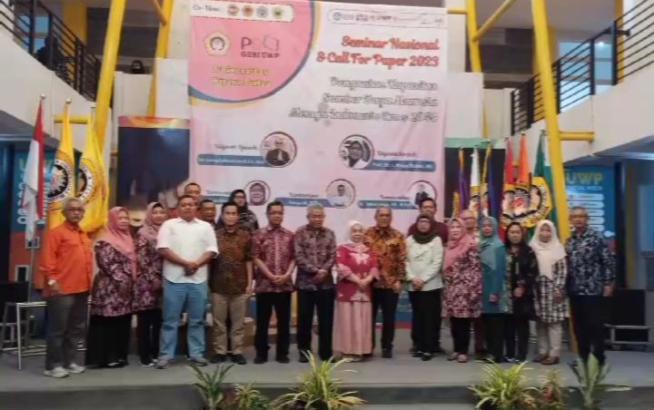 FISIP UBHARA Surabaya Ikuti Seminar Nasional & Call for Paper 2023: Penguatan SDM Menuju Indonesia Emas 2045