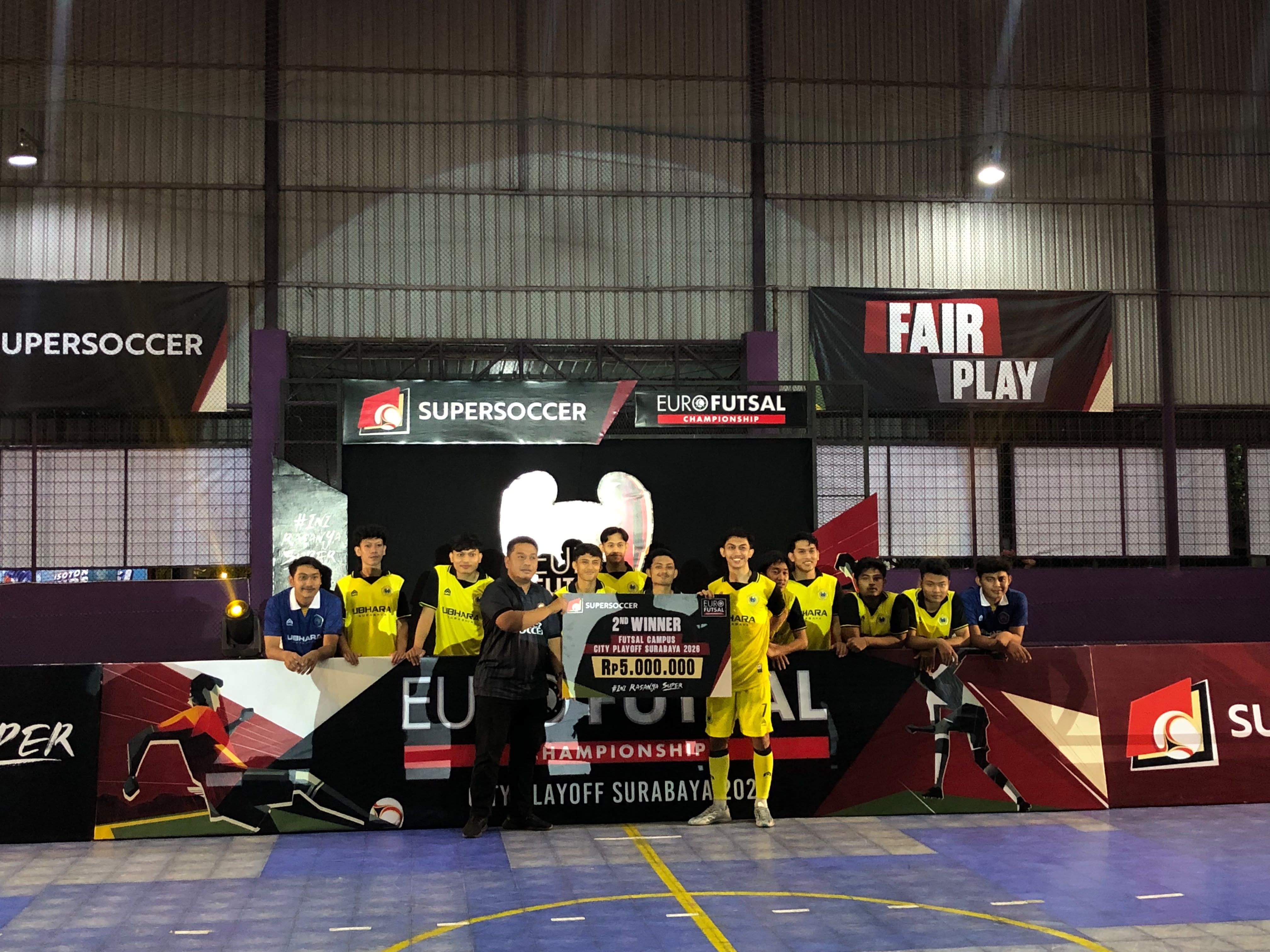 Juara 2 UKM FUTSAL Tim FISIP Ubhara